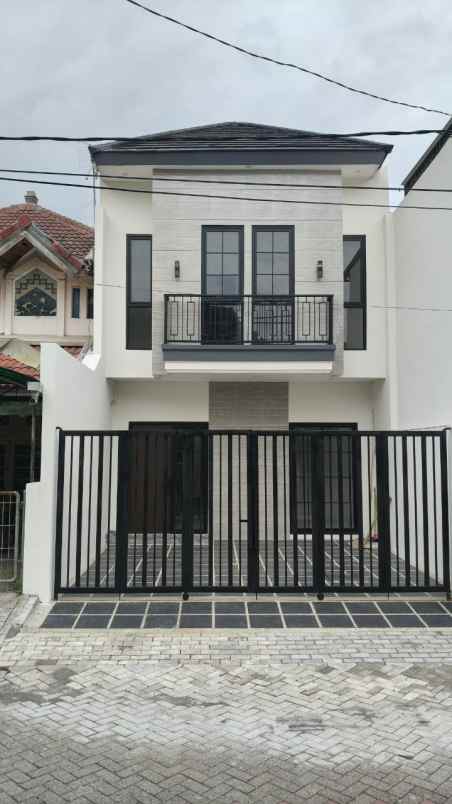 dijual rumah pantai mentari