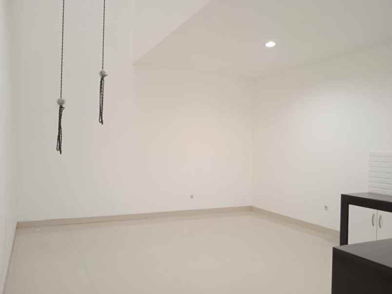 dijual rumah pantai mentari ocean