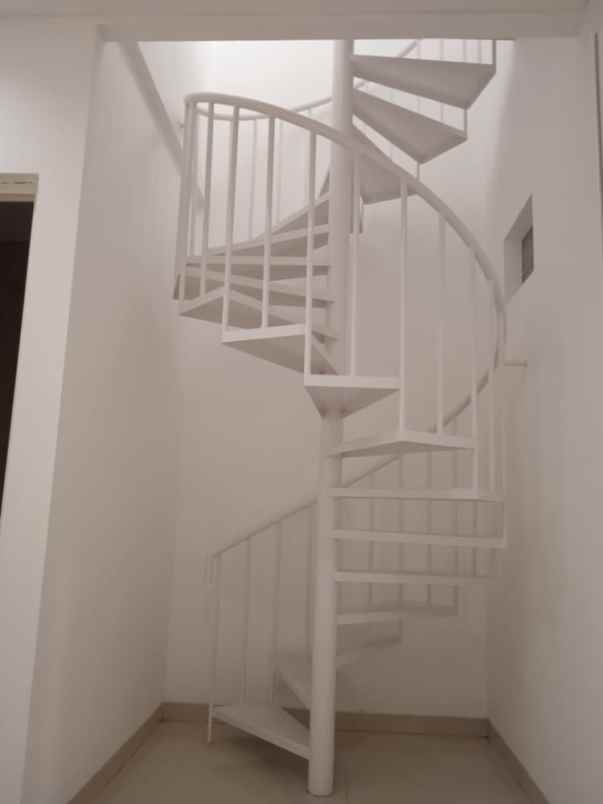 dijual rumah pantai mentari ocean