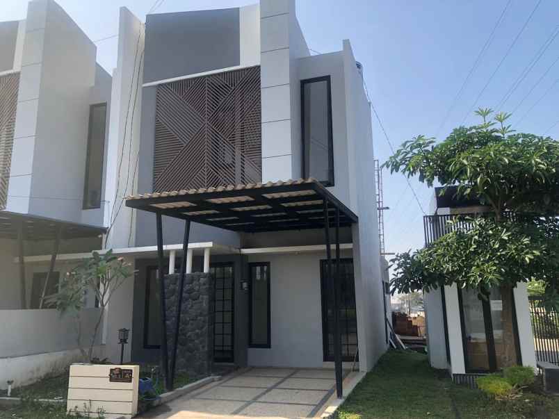 dijual rumah pendem junrejo kota batu