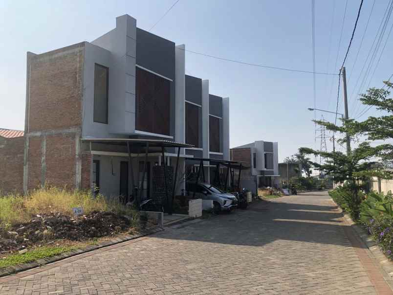 dijual rumah pendem junrejo kota batu