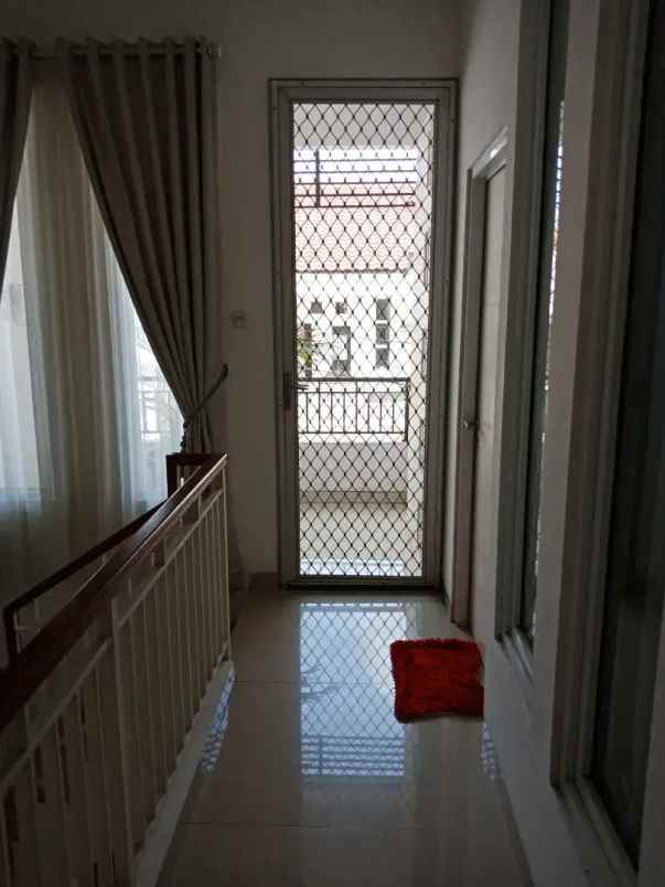 dijual rumah percetakan negara cempaka