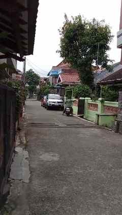 dijual rumah perum mampang indah