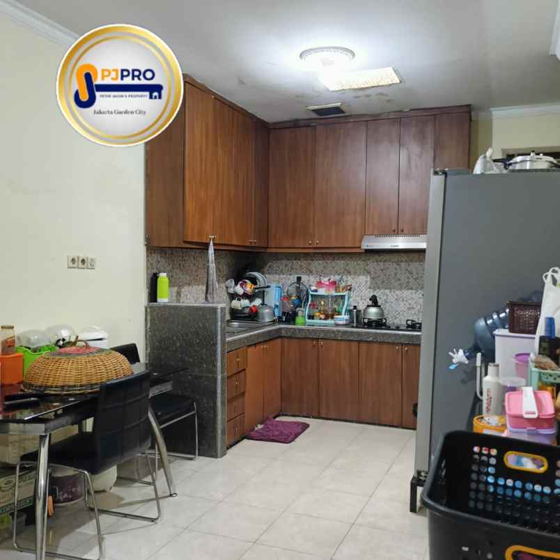 dijual rumah perumahan duta bandara permai