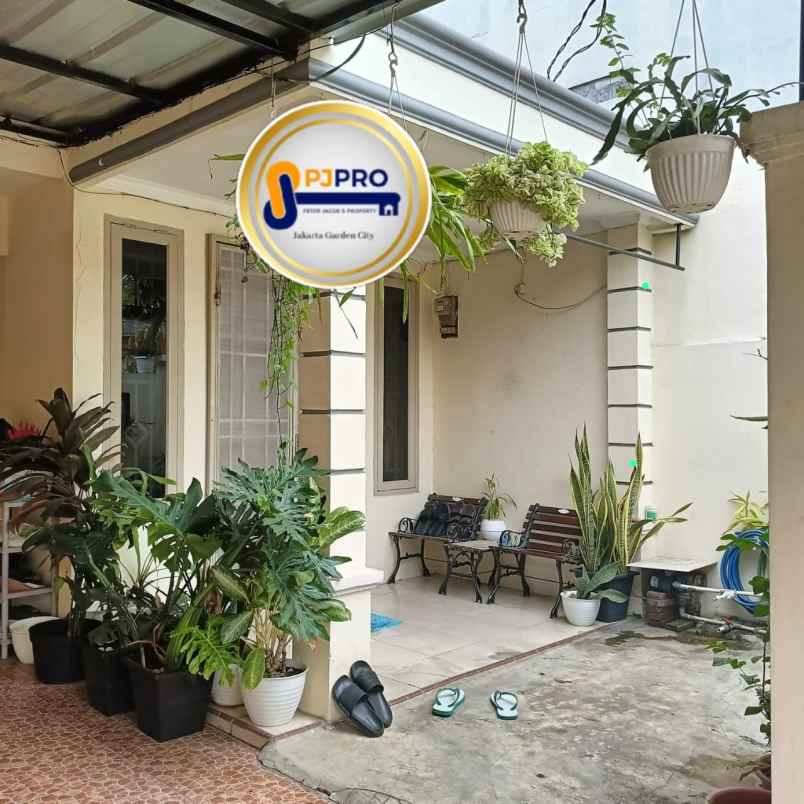 dijual rumah perumahan duta bandara permai