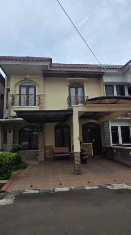 dijual rumah perumahan jatinegara baru