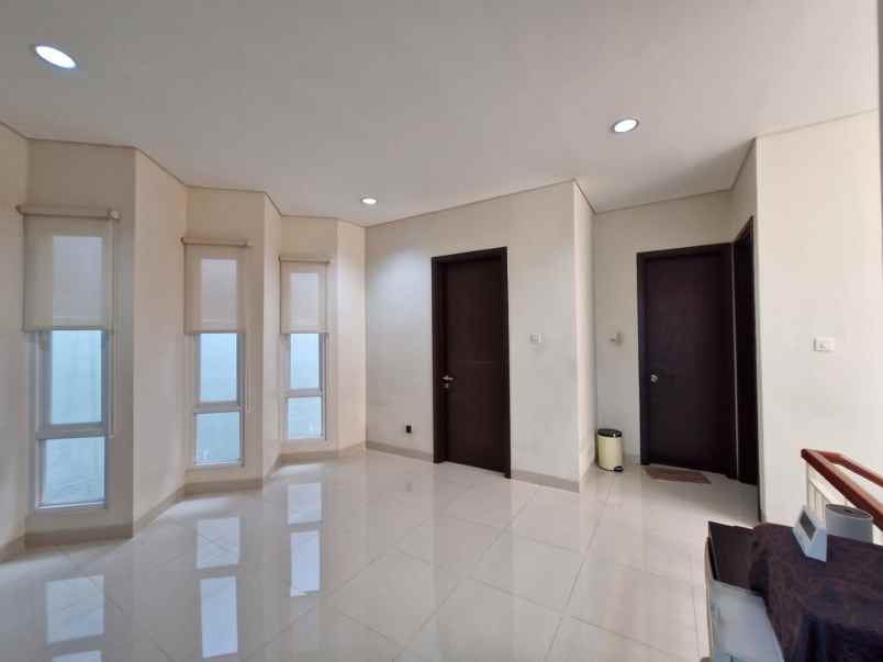 dijual rumah perumahan pulo gebang