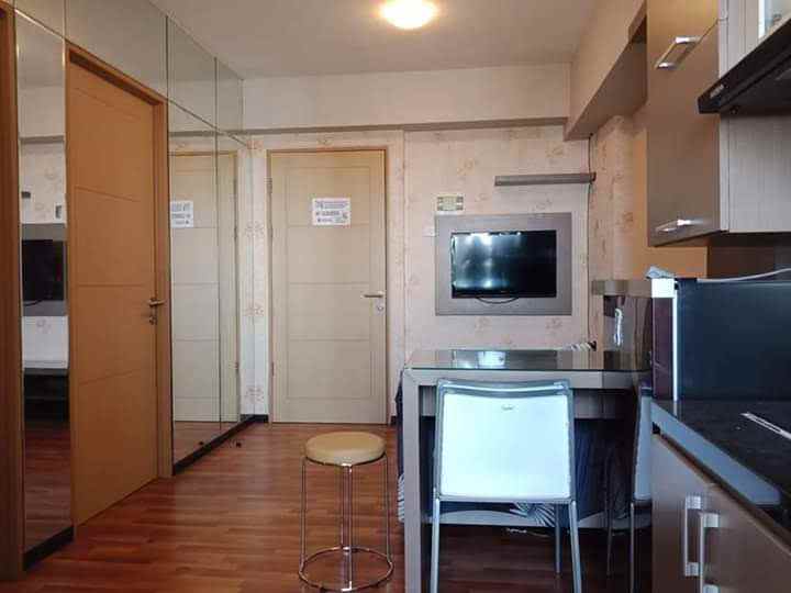 dijual rumah perumahan regency 21