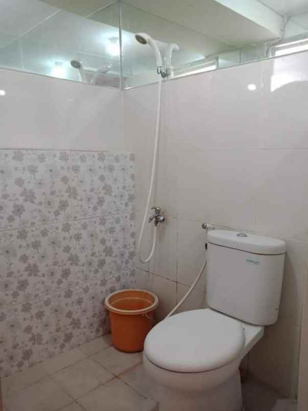 dijual rumah perumahan regency 21