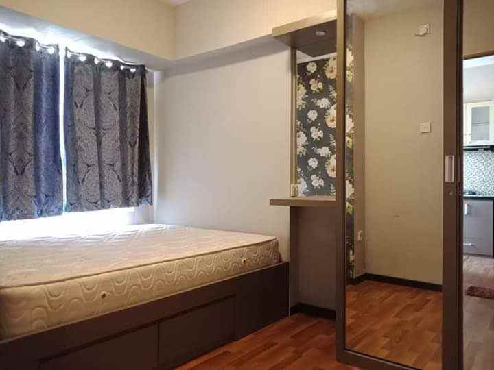 dijual rumah perumahan regency 21