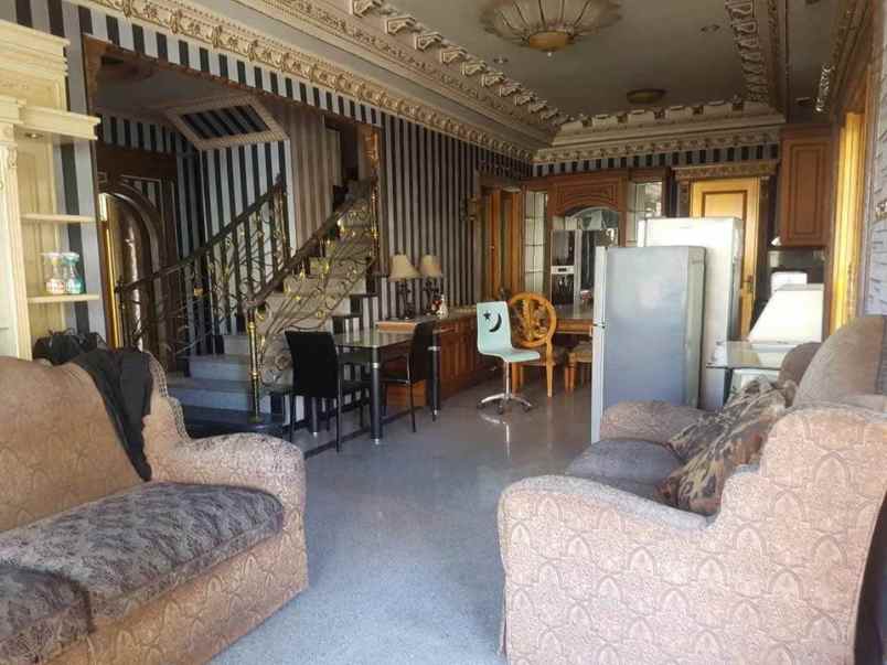 dijual rumah perumahan regency 21