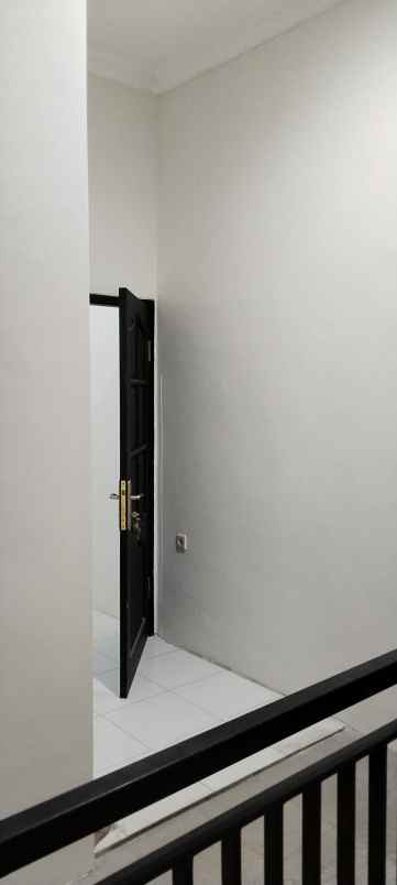 dijual rumah perumahan urban mansion no