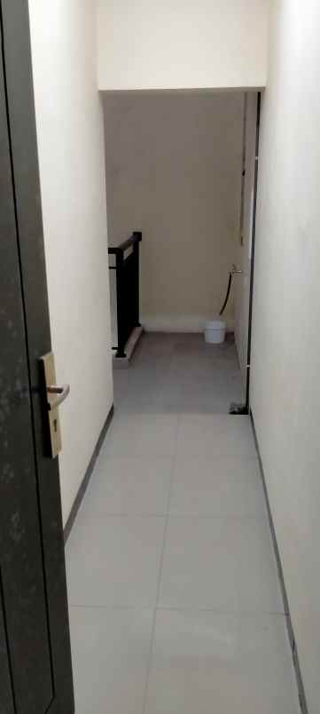 dijual rumah perumahan urban mansion no