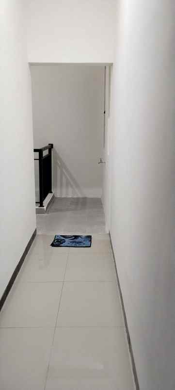 dijual rumah perumahan urban mansion no