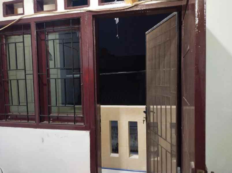 dijual rumah perumahan villa taman