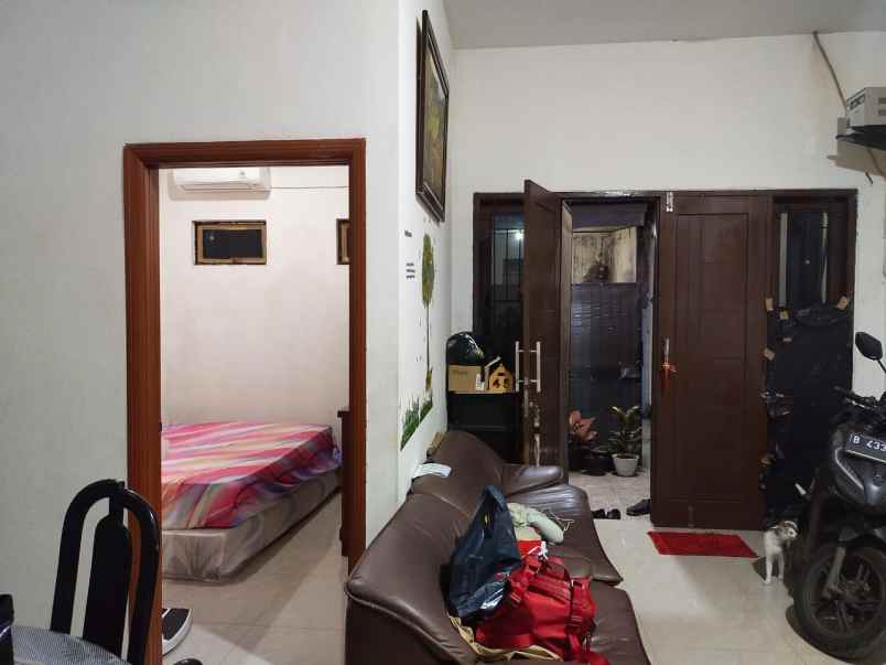 dijual rumah perumahan villa taman