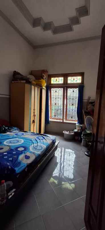 dijual rumah perumahan wisma