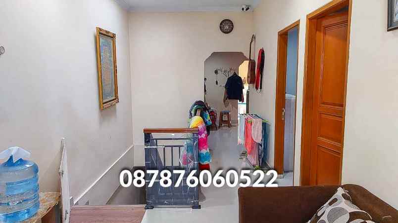 dijual rumah perumnas depok 2 tengah jl