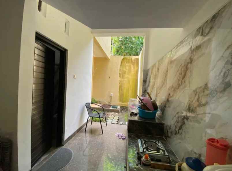 dijual rumah pete