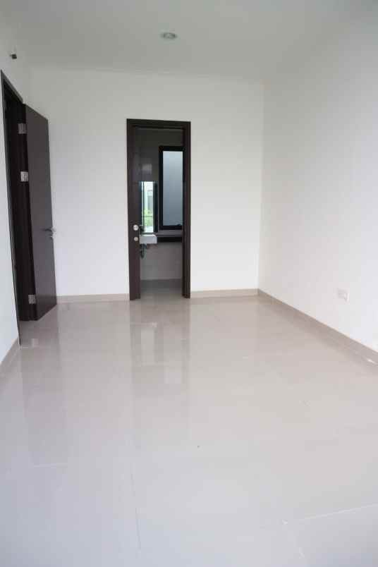 dijual rumah pik 2 penjaringan kamal muara