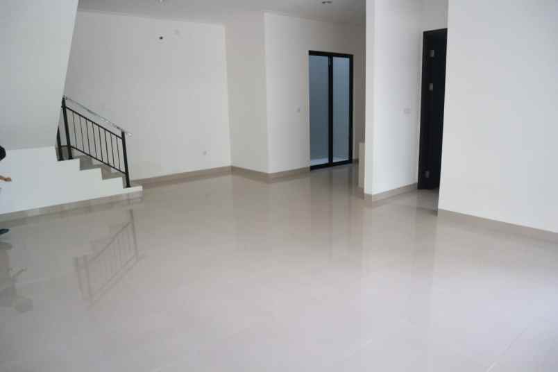 dijual rumah pik 2 penjaringan kamal muara