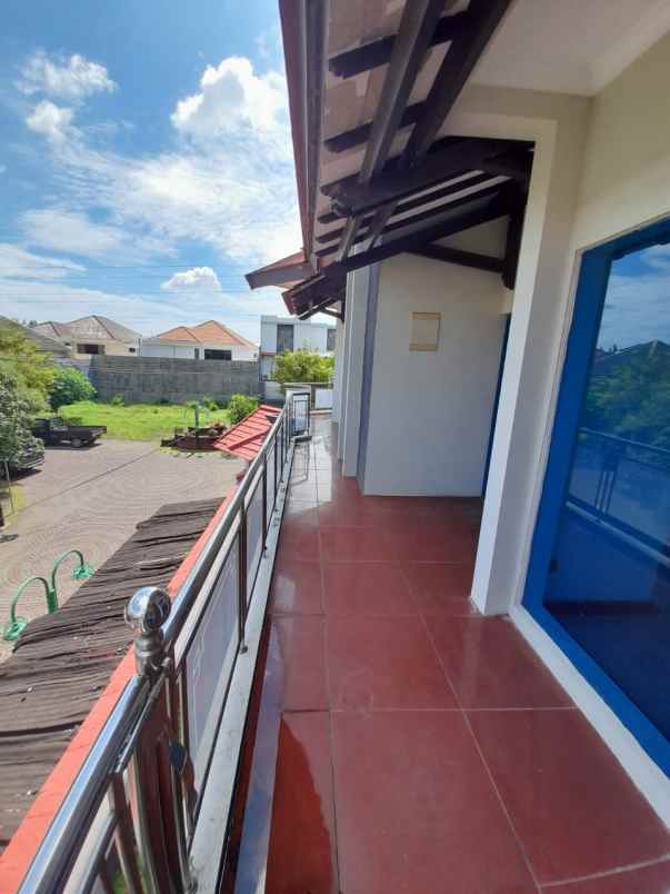 dijual rumah pinus asri