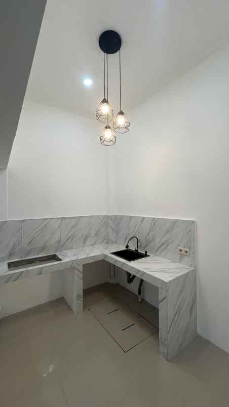 dijual rumah pondok benda pamulang