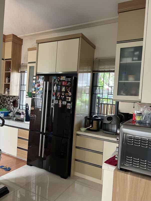 dijual rumah pondok gading utama