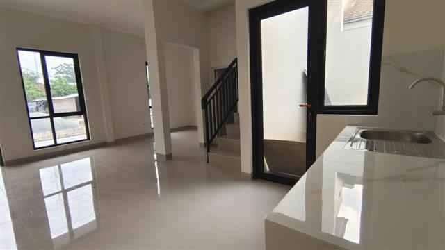 dijual rumah pondok gede