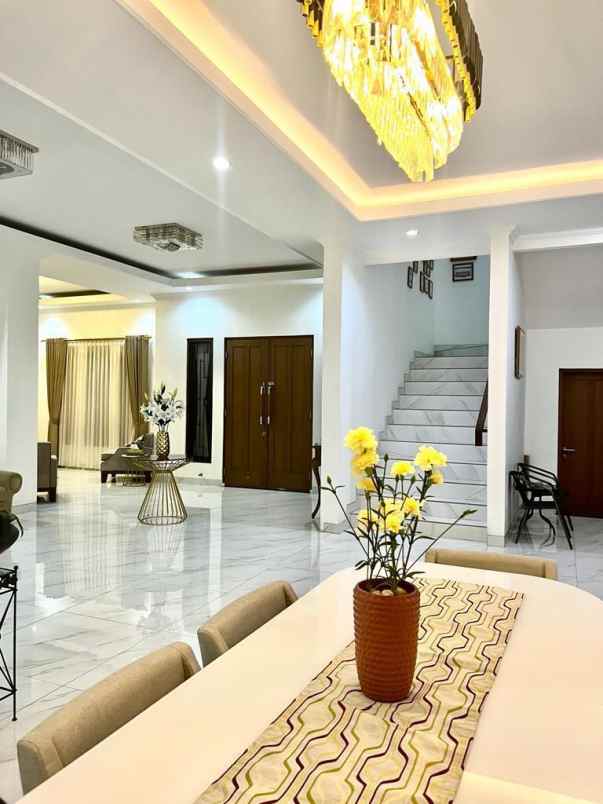 dijual rumah pondok pinang