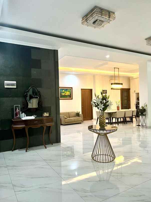 dijual rumah pondok pinang