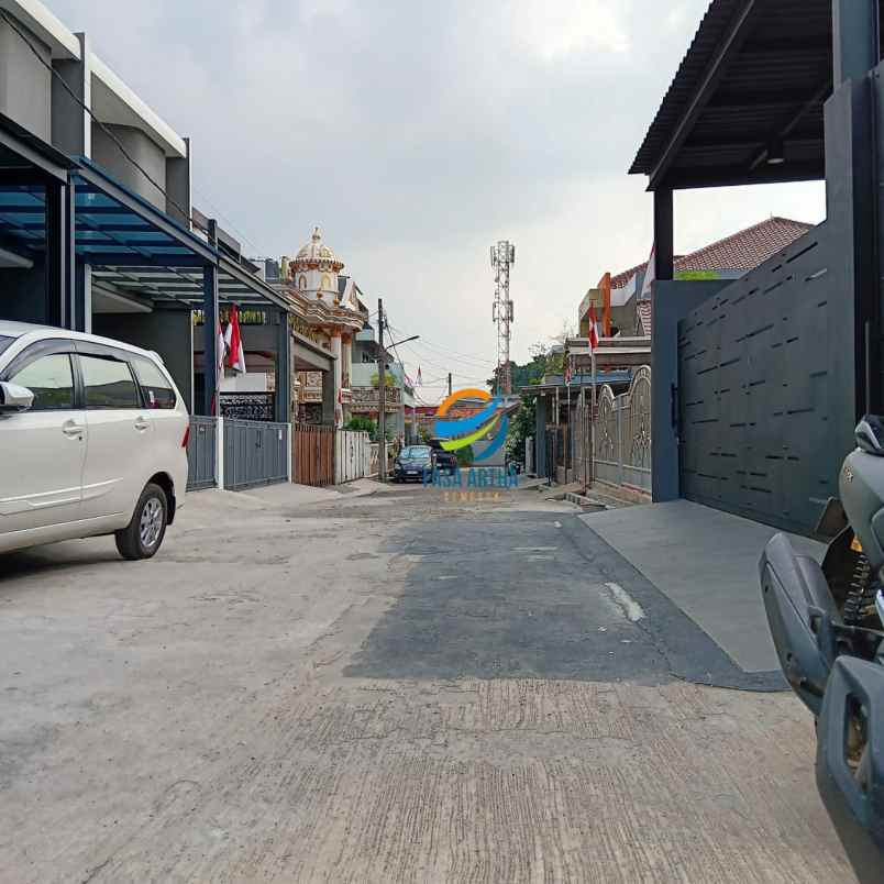 dijual rumah ponfok gede bekasi