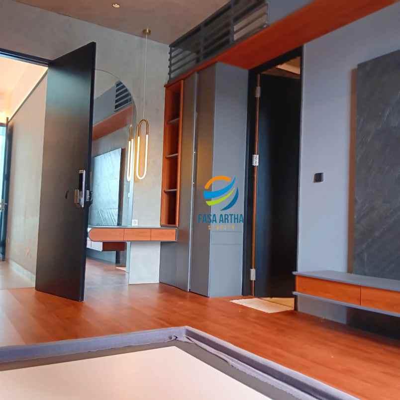 dijual rumah ponfok gede bekasi