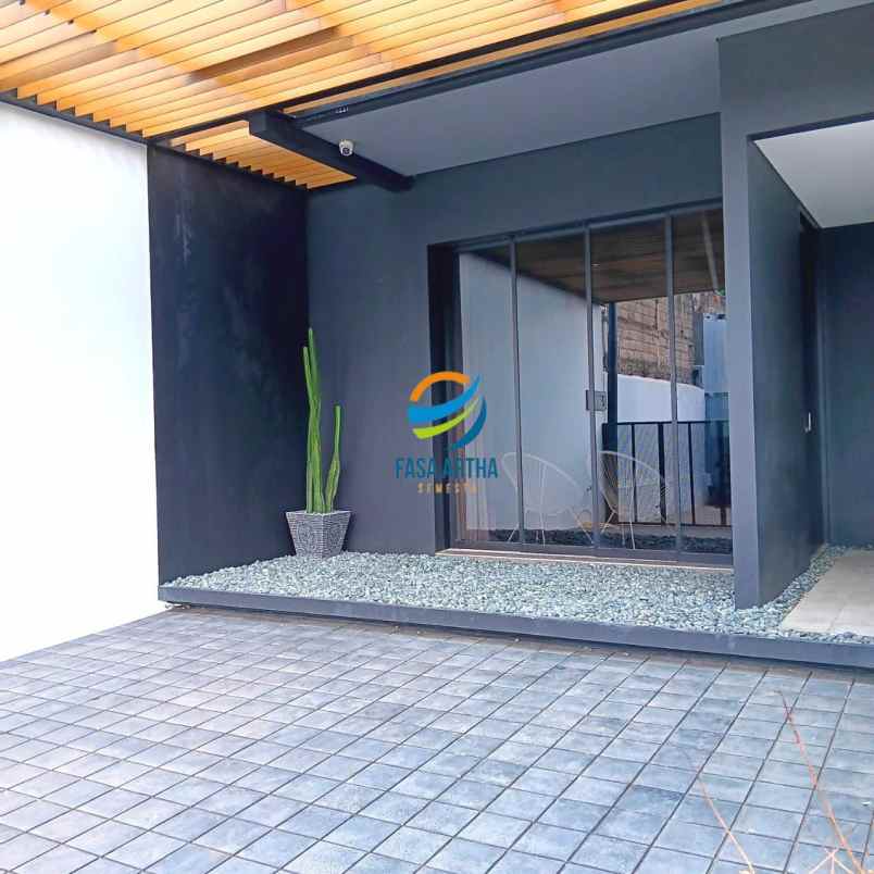 dijual rumah ponfok gede bekasi