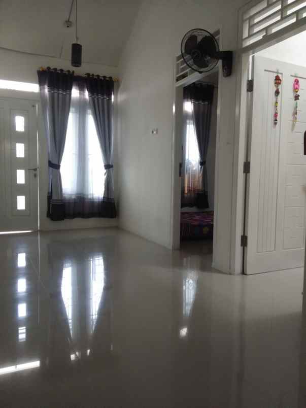 dijual rumah puri kranji regensy