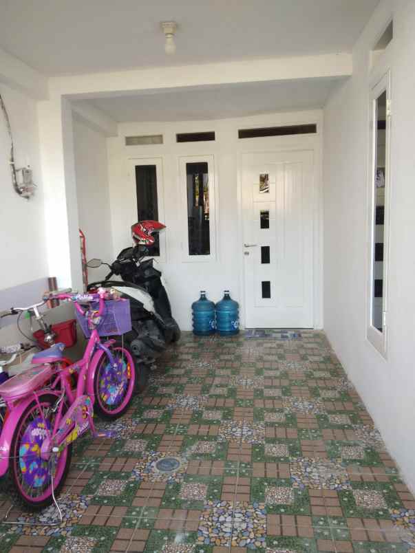 dijual rumah puri kranji regensy