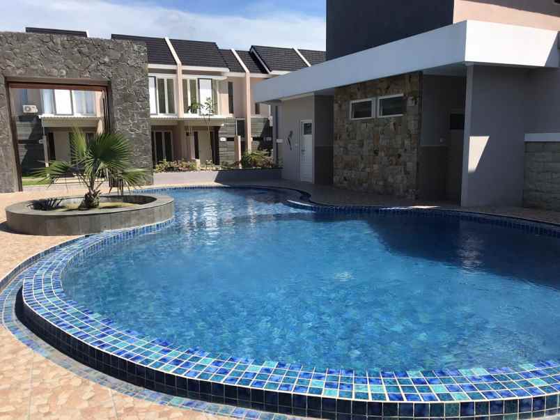 dijual rumah puri safira regency