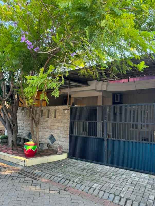 dijual rumah puri surya jaya