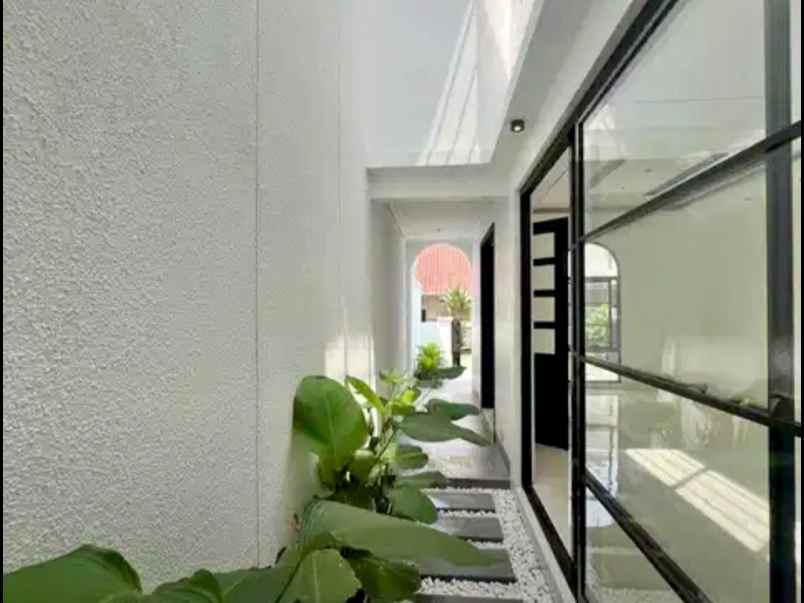 dijual rumah purimas regency rungkut