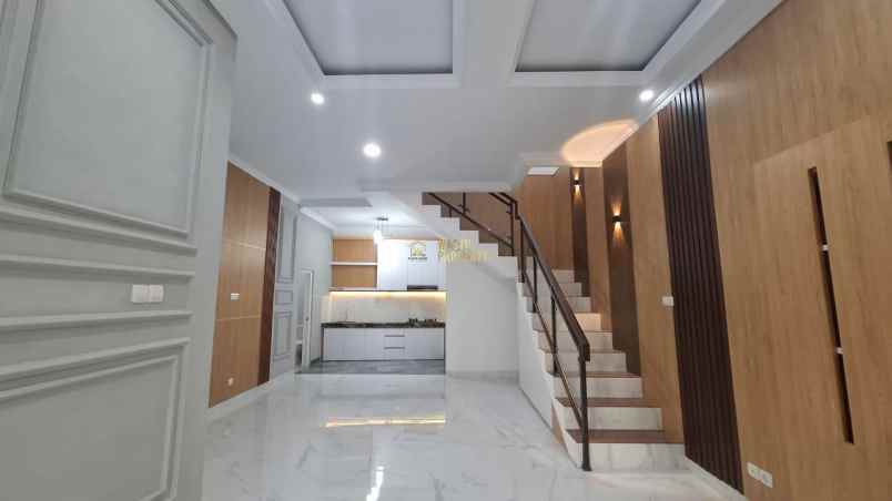 dijual rumah purwomartani