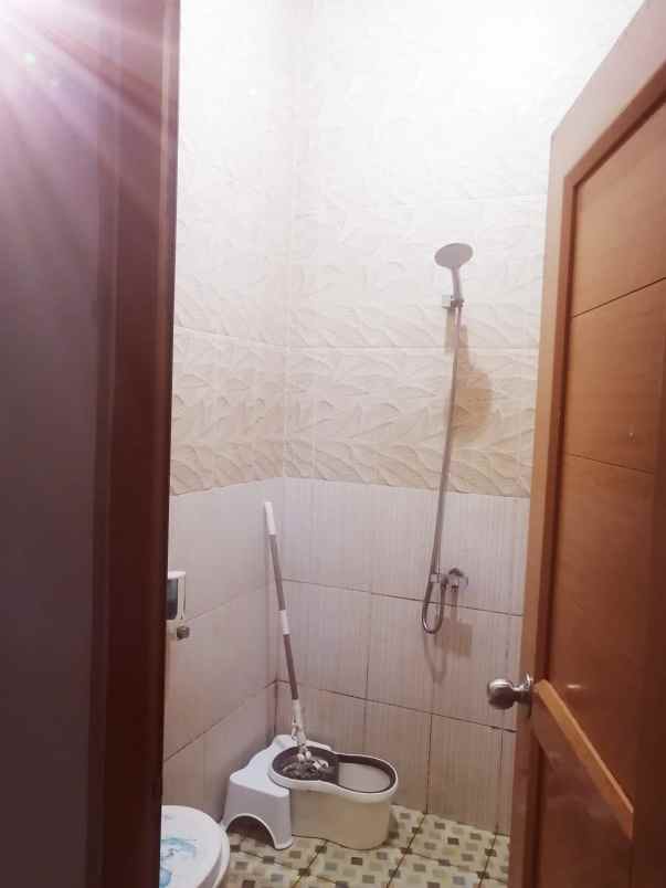 dijual rumah rangkapan jaya baru depok