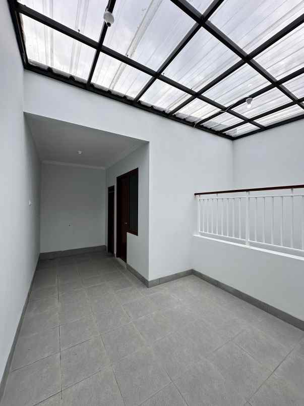 dijual rumah rawa bambu