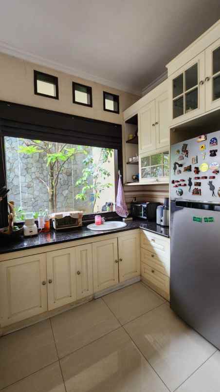 dijual rumah rumah dekat gedung sate