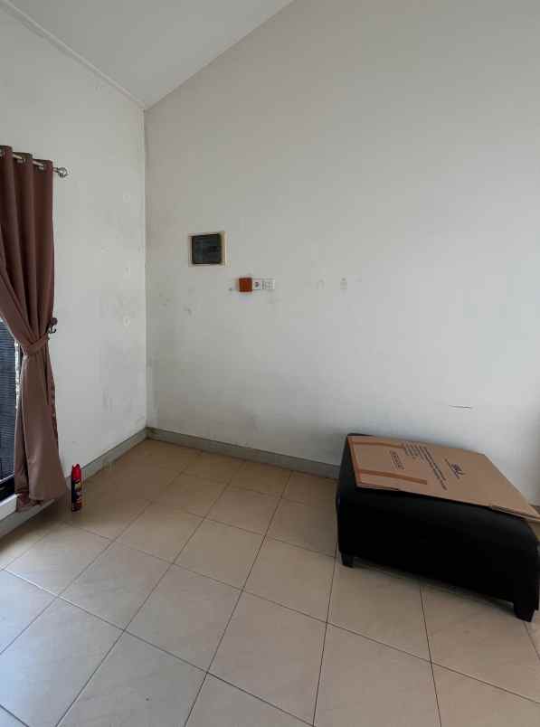 dijual rumah segara city