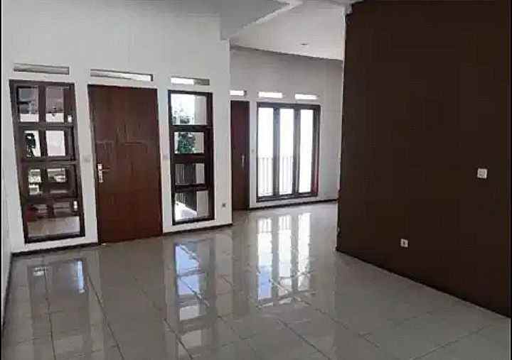 dijual rumah setiabudi regency
