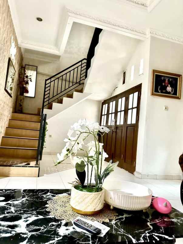 dijual rumah setu indah cipayung jaktim