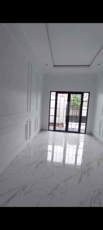 dijual rumah siap huni di cibubur ciracas jaktim