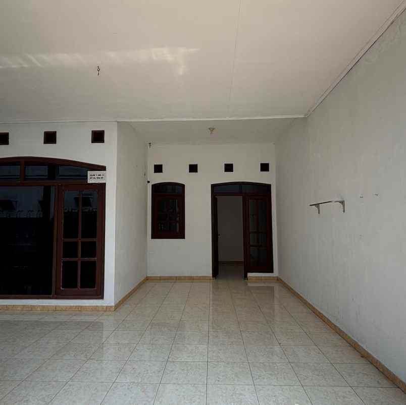 dijual rumah siap huni lokasi katang sukorejo kediri