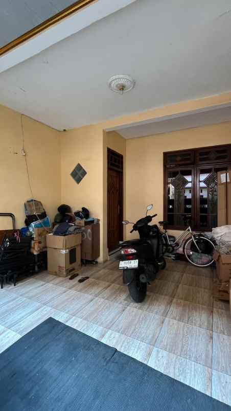 dijual rumah sidotopo wetan