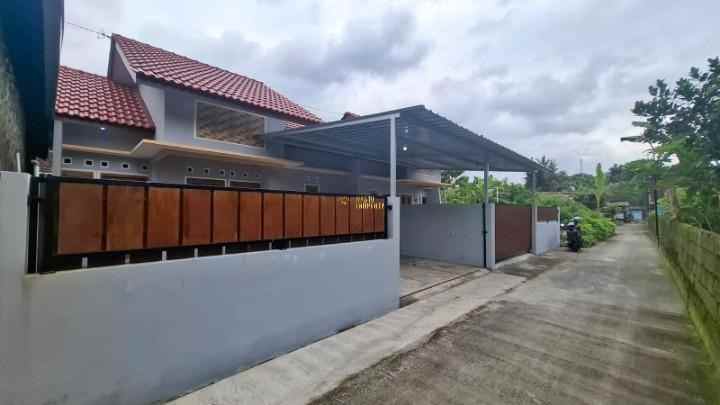dijual rumah sindumartani kec ngemplak